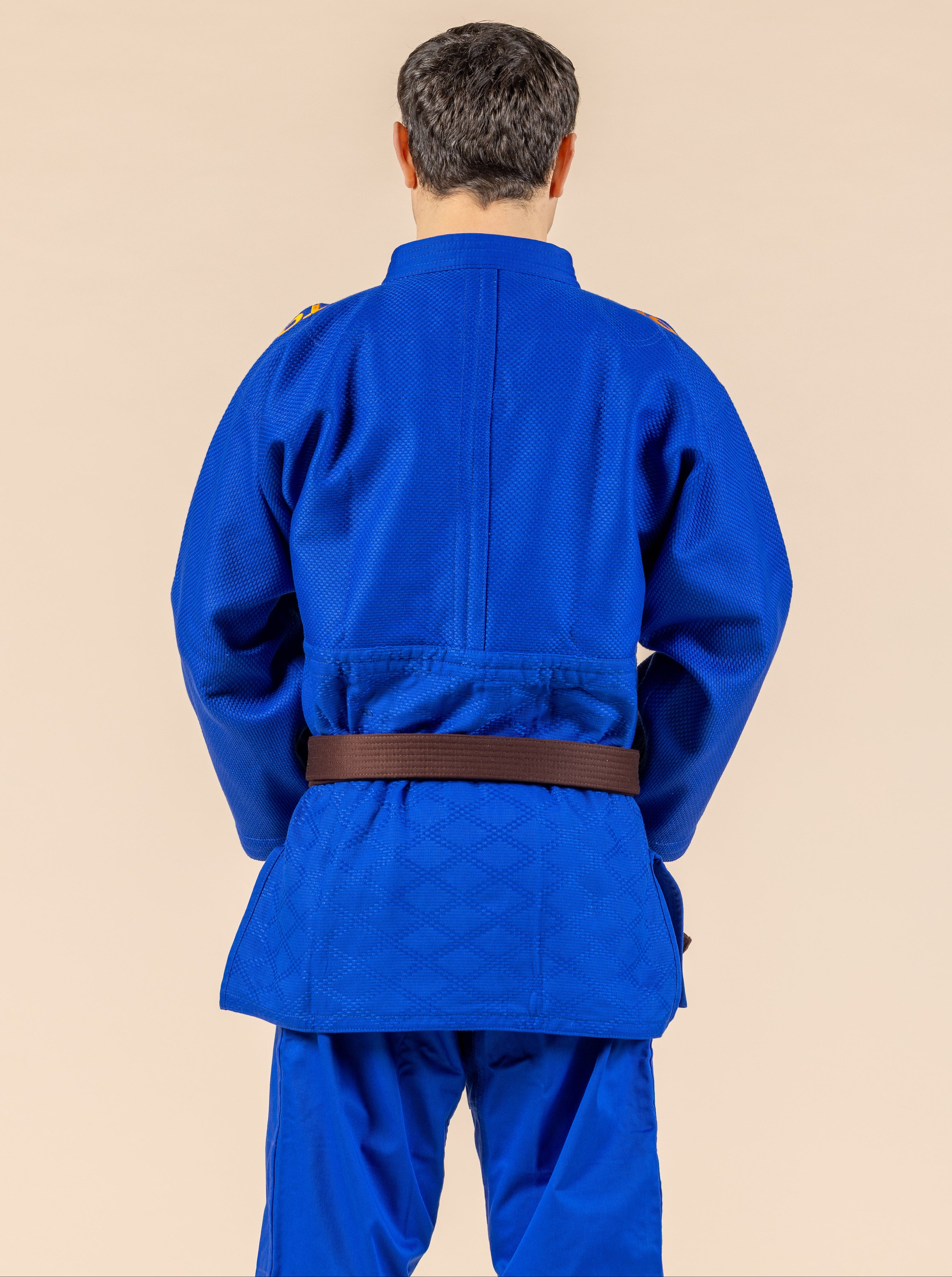 Judoanzug - weiß | blau | Wettkämpfer | Jugendliche | Erwachsene | 600 | True Shinzen | AITORA
