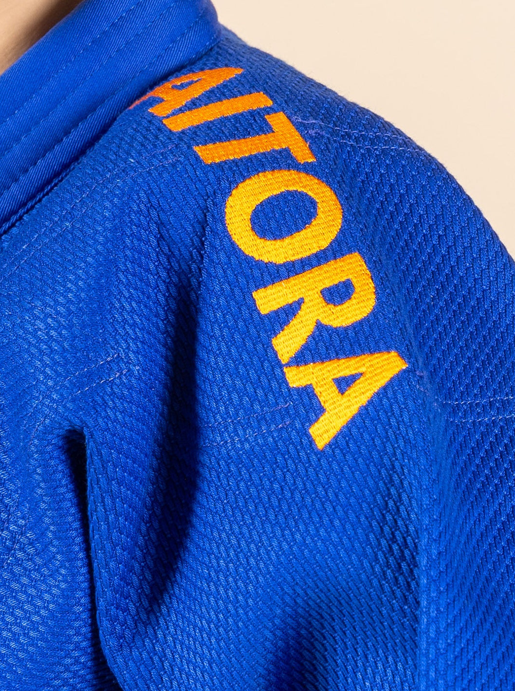 Judoanzug - weiß | blau | Wettkämpfer | Jugendliche | Erwachsene | 600 | True Shinzen | AITORA